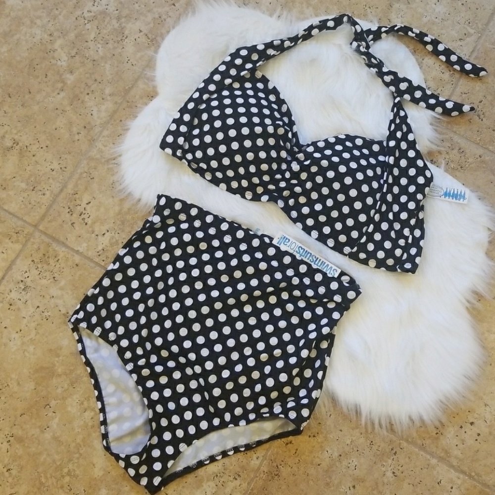 🎉HP🎉 Retro high-waisted Polka Dot Bikini